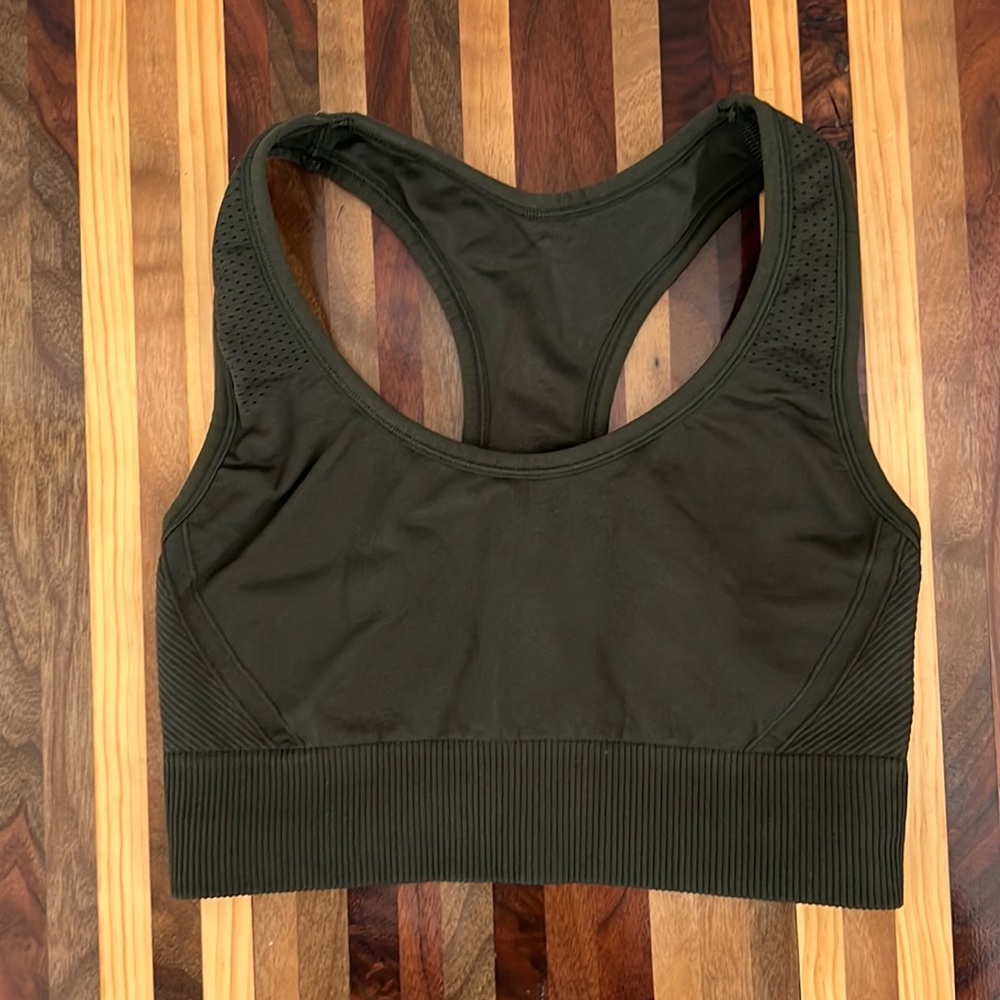 Women’s Sports Bra